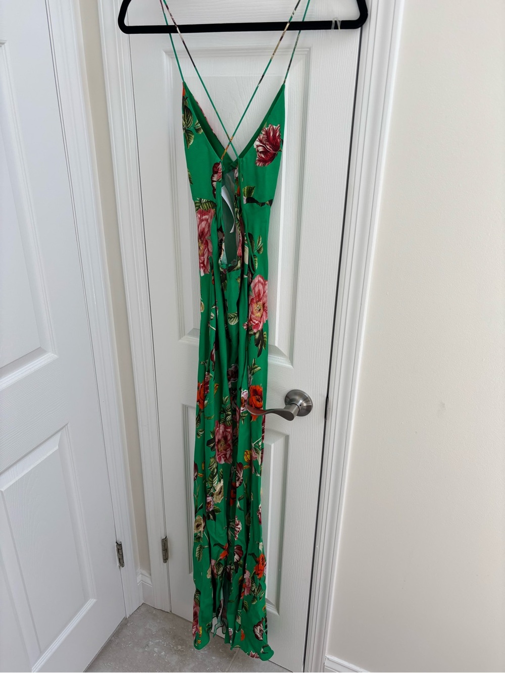 Bloomingdale's Green Floral Spaghetti-Strap Maxi Dress
